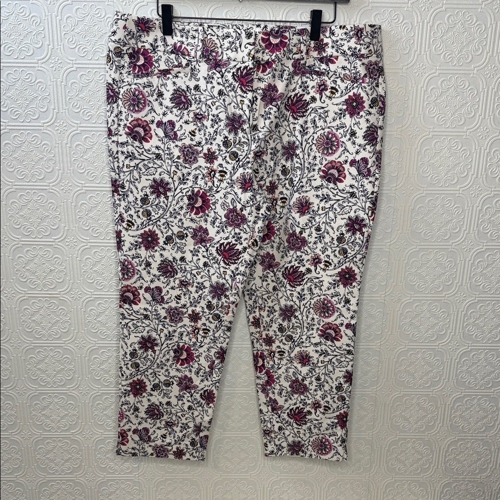 LOFT | The Riviera Cropped Floral Pant, Size 14 Petite, NWT